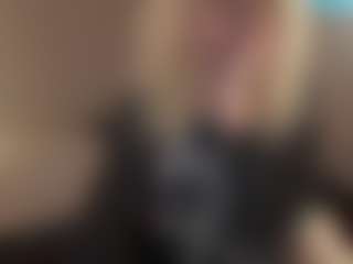 Live cam show with Crumslut - Butt Plug on Lustler