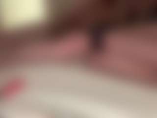 Live cam show with Crumslut - Blue Eyes on Camsoda