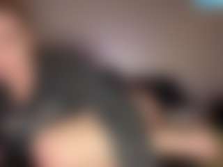 Live cam show with Crumslut - Blonde Hair on Strip Flash - Live Sex Shows