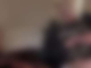 Crumslut's Live Sex Cam Show