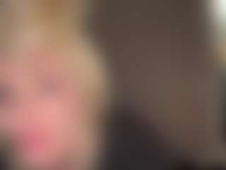 Crumslut's Live Sex Cam Show