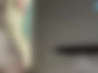 Live cam show with Crumslut - Blue Eyes on CamSodaAdn