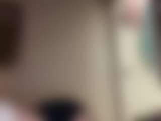 Crumslut's Live Sex Cam Show