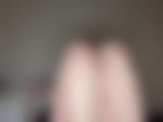 Crumslut's Live Sex Cam Show