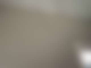 Live cam show with Crumslut - Amateur on Livezox