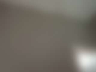 Live cam show with Crumslut - Blue Eyes on Hubzter Live