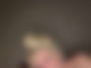 Live cam show with Crumslut - Dirty Talk on Camsoda