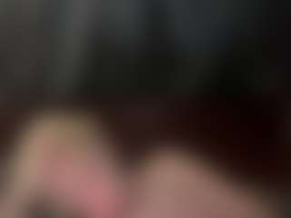 Crumslut's Live Sex Cam Show