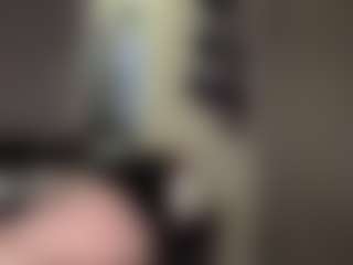 Crumslut's Live Sex Cam Show