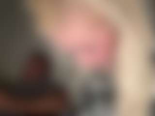 Live cam show with Crumslut - Butt Plug on Camsoda
