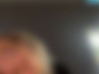 Live cam show with Crumslut - Pegging on Milfs Live