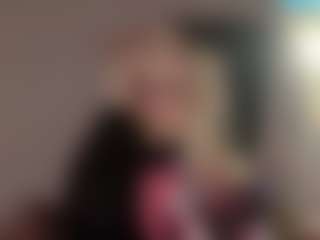 Live cam show with Crumslut - Bondage on Soda Cam