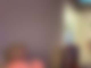 Live cam show with Crumslut - Public on TeamSkeetLive