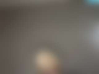 Live cam show with Crumslut - Butt Plug on Camsoda