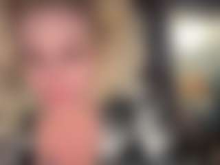 Live cam show with Crumslut - Smoking on Gym Cam Girls
