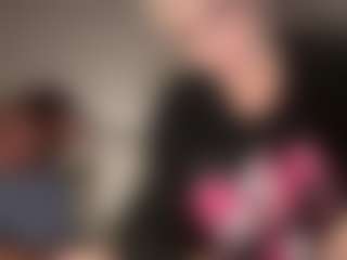 Live cam show with Crumslut - Butt Plug on alttransgirls