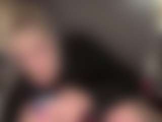 Live cam show with Crumslut - Facial Piercings on fuck-show.com