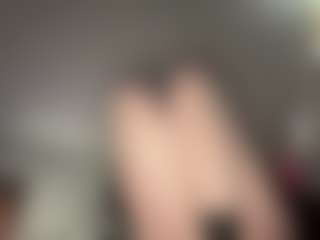 Live cam show with Crumslut - Normal on Pornisteam.com