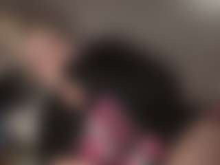 Live cam show with Crumslut - Blonde Hair on anonymated.com