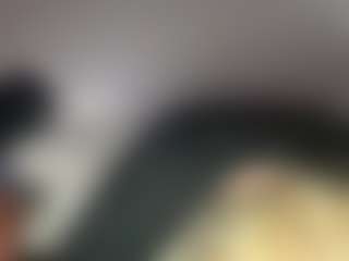 Live cam show with Crumslut - Pegging on camtv