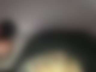 Live cam show with Crumslut - Public on boobsie.com