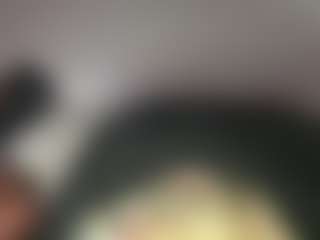 Live cam show with Crumslut - Bondage on camtv