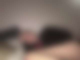 Live cam show with Crumslut - Cum In Pussy on Big Tits