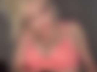Crumslut's Live Sex Cam Show