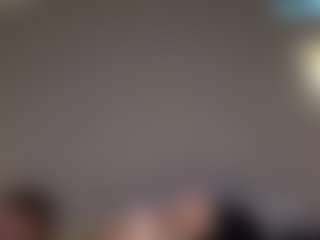 Live cam show with Crumslut - Lingerie on CamClone