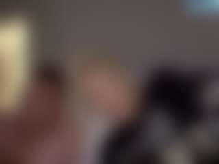 Live cam show with Crumslut - Athletic on Free Soda