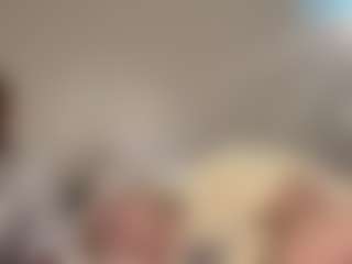 Live cam show with Crumslut - Ass To Mouth on liverealitysex.com