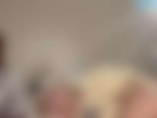 Live cam show with Crumslut - Control on liverealitysex.com