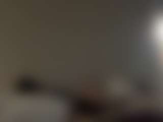 Live cam show with Crumslut - Pegging on Gym Cam Girls