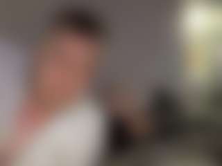 Live cam show with Crumslut - Cum In Pussy on CamClone
