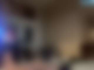 Spettacolo in cam dal vivo con Crumslut - Blowjob su Camsoda