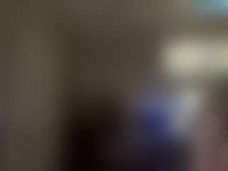 Live cam show with Crumslut - Living Room on Camsoda