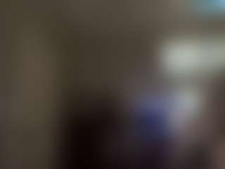 Live cam show with Crumslut - Living Room on Camsoda