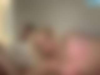 Live cam show with Crumslut - Pegging on Soda Cam
