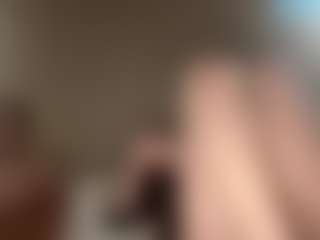 Live cam show with Crumslut - Fetish on sexylive.show