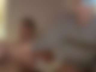 Live cam show with Crumslut - Butt Plug on Mixed Magazine Live