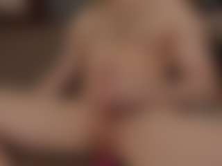 Live cam show with Model-Mike - Brown Eyes on madthumbs