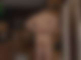 Live cam show with Model-Mike - Brown Eyes on Strip Flash - Live Sex Shows