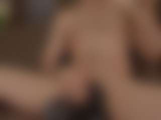 Live cam show with Model-Mike - Tease on Milf Play