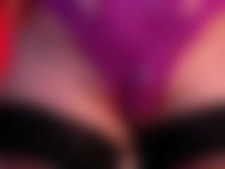 Live cam show with Lucia MILF - Mature on chickslive.net