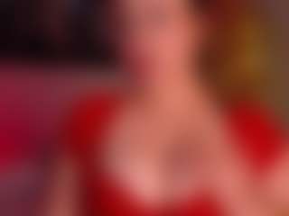 Lucia MILF's Live Sex Cam Show