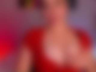 Live cam show with Lucia MILF - Cosplay Curvy on Camsoda