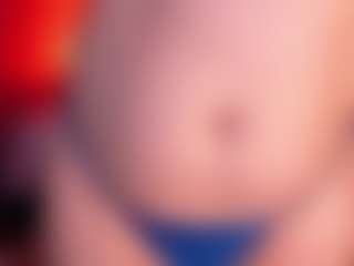 Lucia MILF MILF webcam performer live streaming