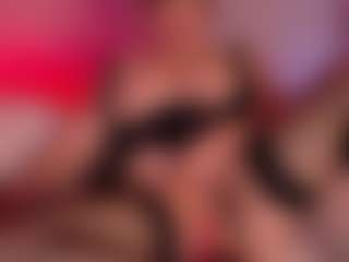 Live cam show with Lucia MILF - Amateur on Camsoda