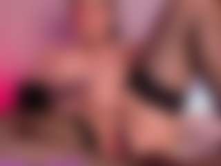 Lucia MILF's Live Sex Cam Show