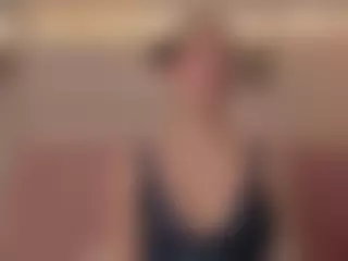 stefaagomez's Live Sex Cam Show